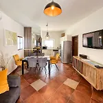 Villa Mustra House - Private Pool & Sauna Zára