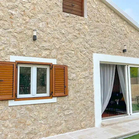 Mustra House - Private Pool & Sauna Willa Zadar