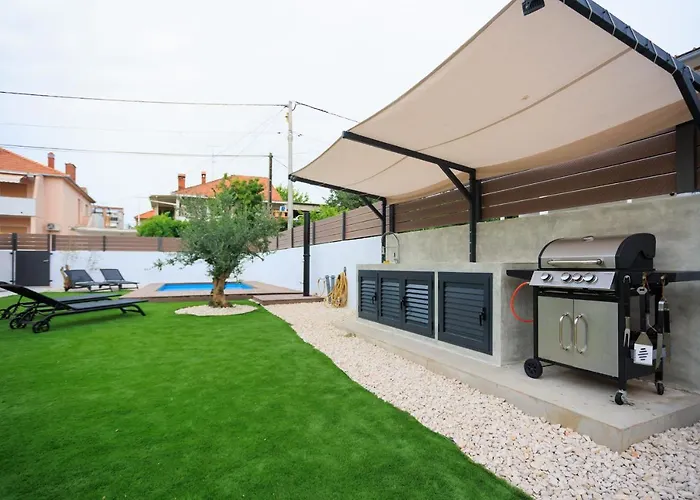 Mustra House - Private Pool & Sauna فيلة *